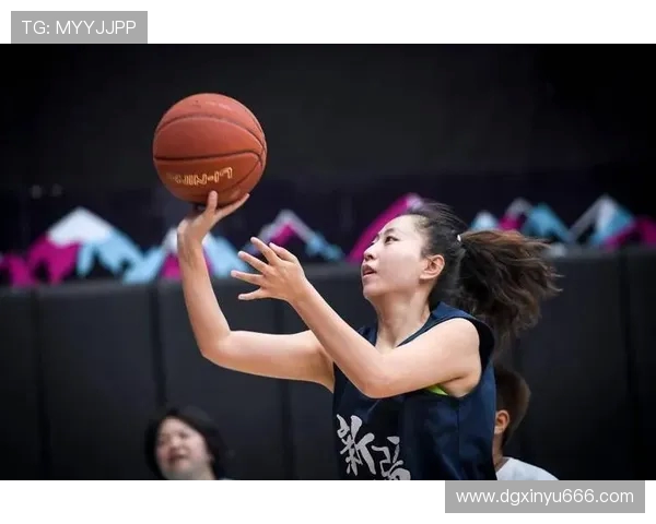 与王娜畅谈篮球生涯的点滴与成长之路