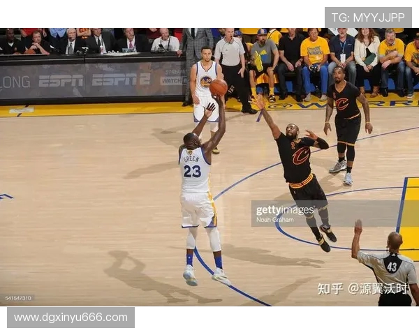 2015年骑士与勇士精彩对决直播回顾及赛后分析