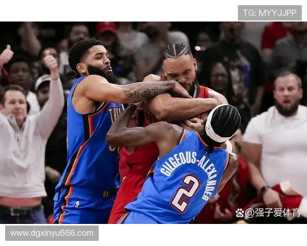 BNA火箭与爵士精彩对决录像回顾全场精彩瞬间与关键时刻分析 BNA火箭与爵士精彩对决录像回顾全场精彩瞬间与关键时刻分析