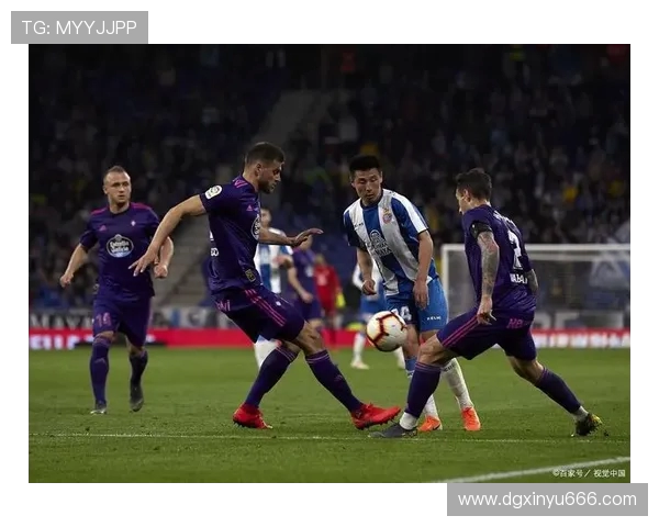 巴萨与瓦伦西亚激战32回合谁能在这场对决中笑到最后