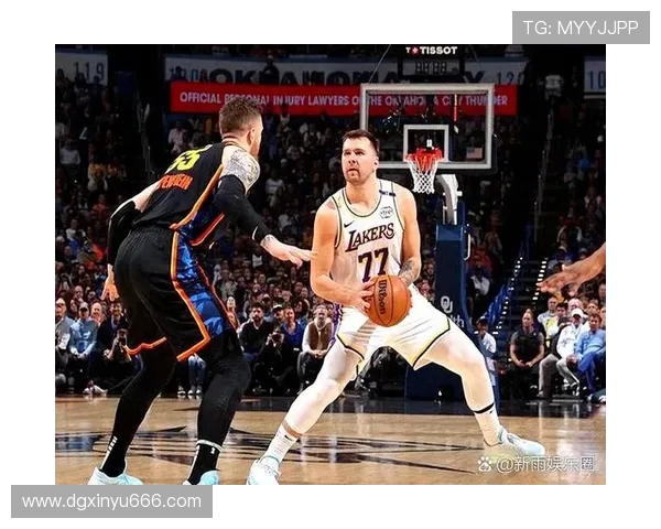 湖人对阵雷霆精彩重播回顾全场比赛亮点与精彩瞬间分析 湖人对阵雷霆精彩重播回顾全场比赛亮点与精彩瞬间分析