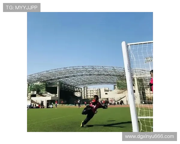 专访杨娜:深入探讨她在足球领域取得成功的秘诀与经验分享 专访杨娜:深入探讨她在足球领域取得成功的秘诀与经验分享